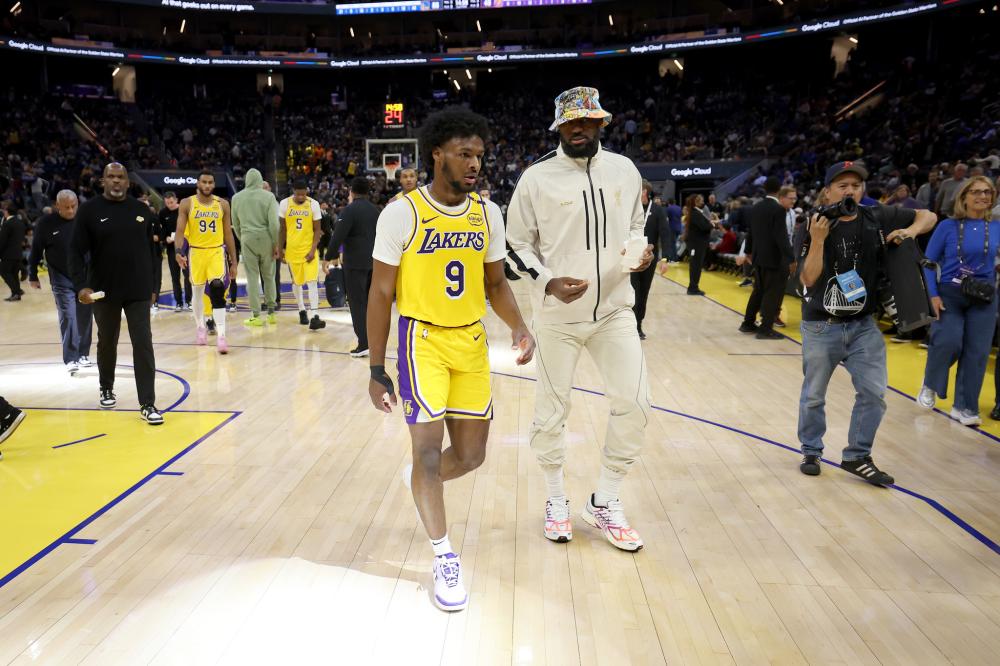 球衣袖口广 球衣袖口广