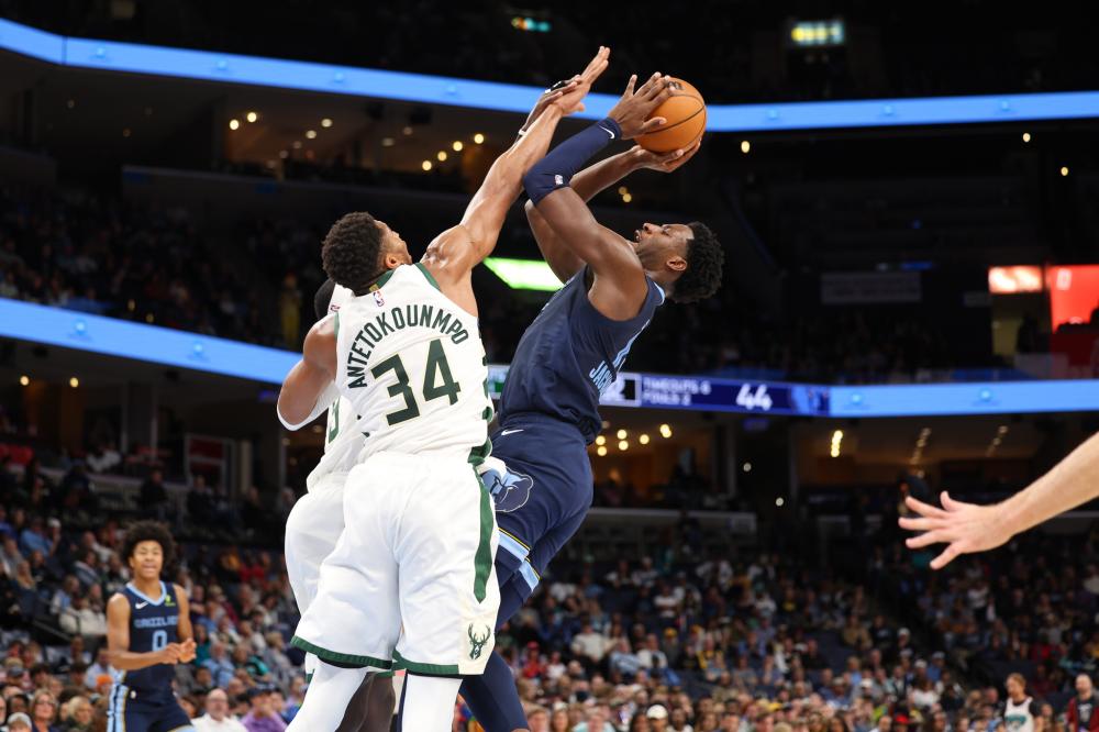 军发动冲击 军发动冲击